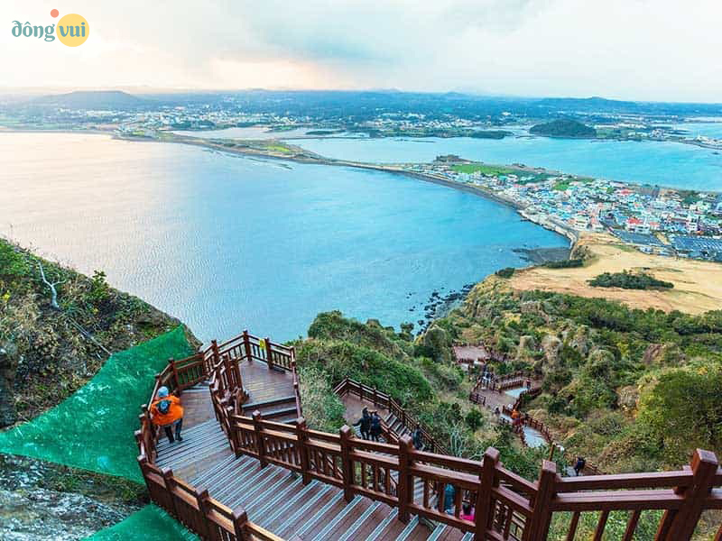 Đảo Jeju với cảnh sắc thiên nhiên tuyệt đẹp