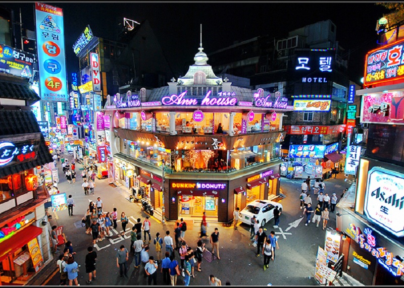 Hongdae - Con phố náo nhiệt về đêm