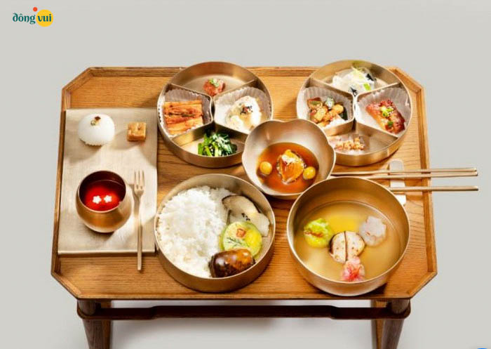 Đến cung điện Gyeongbokgung vừa ăn vừa thưởng thức âm nhạc truyền thống