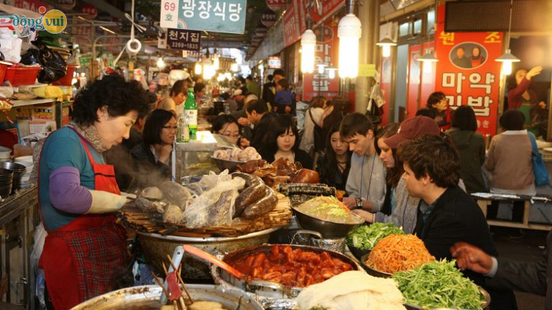 Thưởng thức những ẩm thực ngon tại khu phố chợ ở Daegu