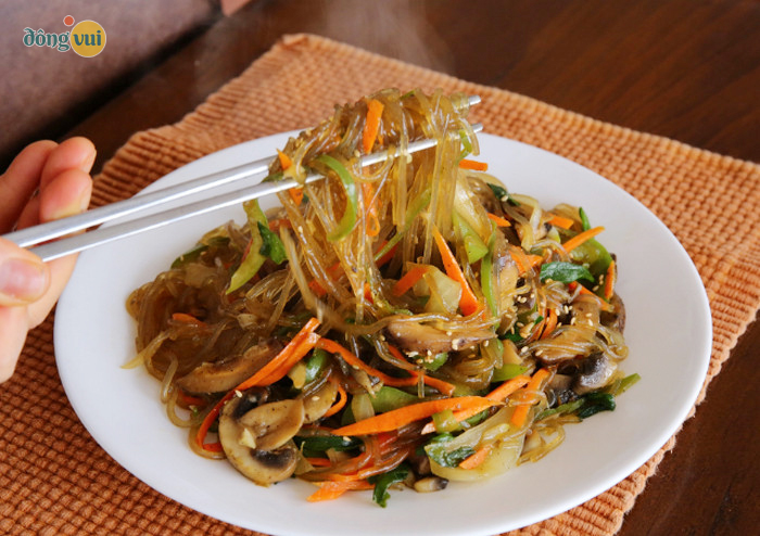 Japchae ăn ngon, không ngán, cung cấp đầy đủ dưỡng chất