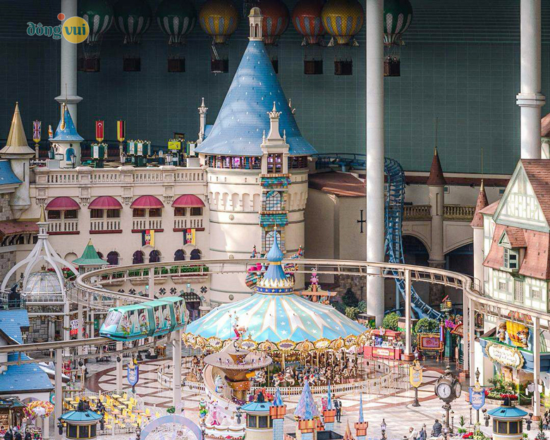 Khu vui chơi trong nhà của Lotte World