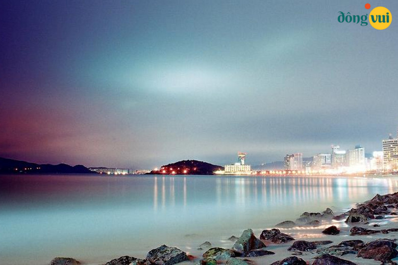 Biển Haeundae giúp bạn cảm nhận cái mát mẻ từ làn nước xanh, của gió biển