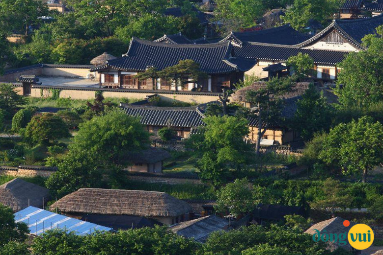 Giá vé máy bay và đặt phòng khách sạn ở Hàn Quốc tháng 7 đều tăng cao