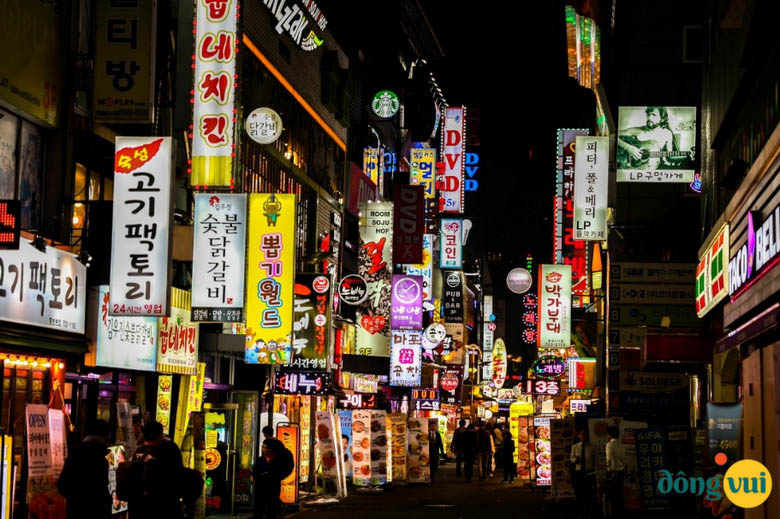 Myeongdong – Thiên đường mua sắm nổi tiếng ở Hàn Quốc