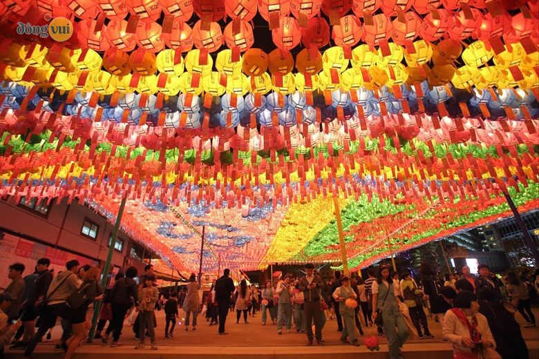 Lễ hội đèn lồng hoa sen Yeondeunghoe