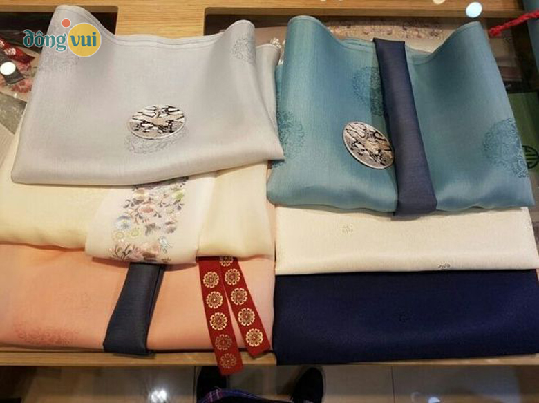 Hanbok - trang phục truyền thống ở Hàn
