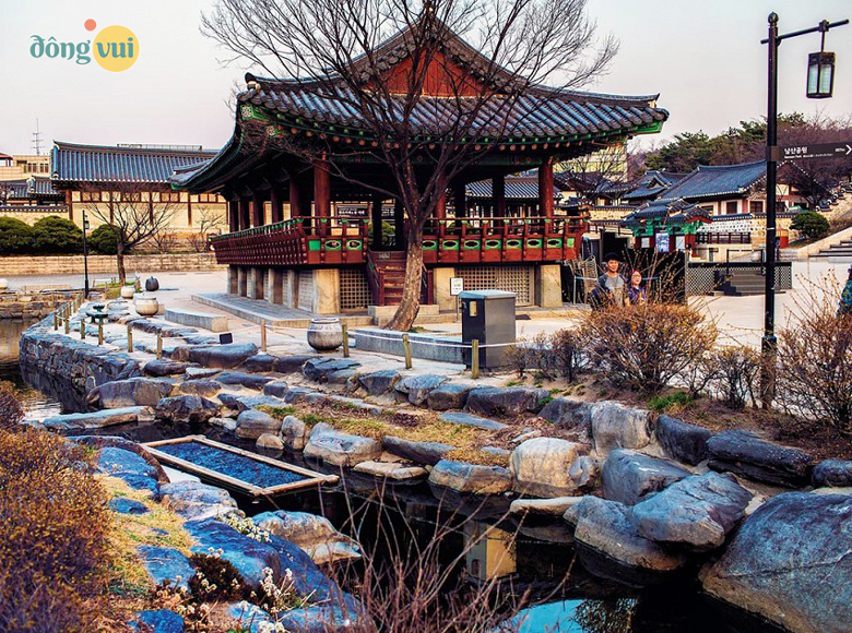 Ngôi nhà với kiến trúc cổ độc đáo ở làng cổ Hanok Namsangol