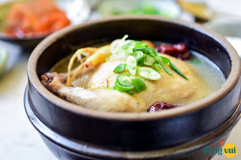 Món Samgyetang bổ dưỡng, thơm ngon, nhất định nên thưởng thức vào mùa hè